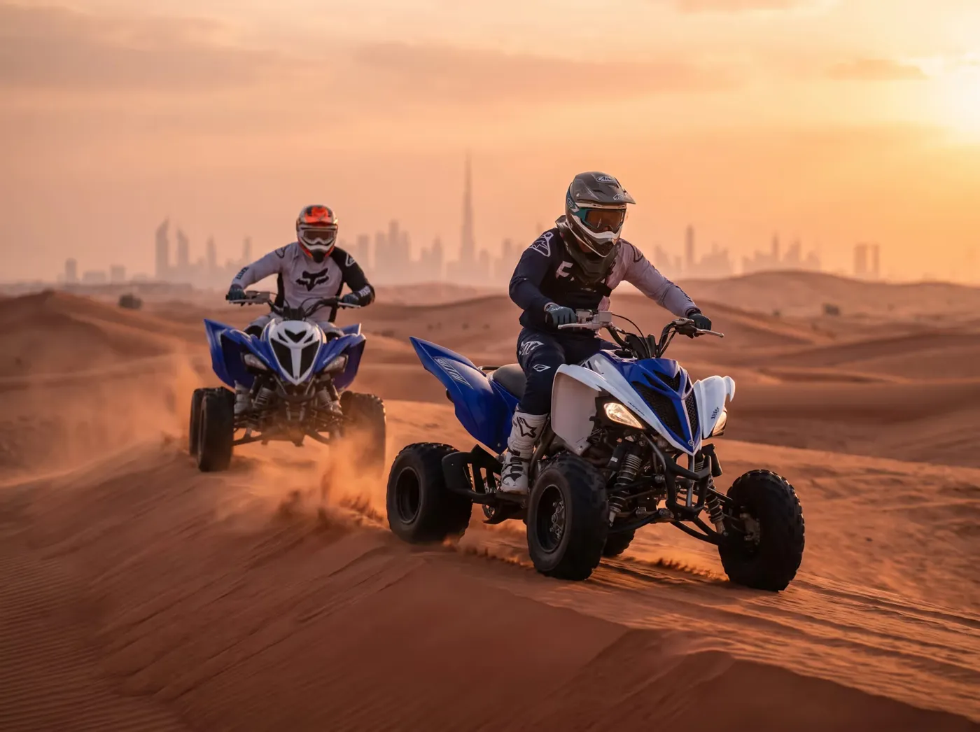 Yamaha Raptor 700 manual sport quad on the Dubai dunes، صورة 3